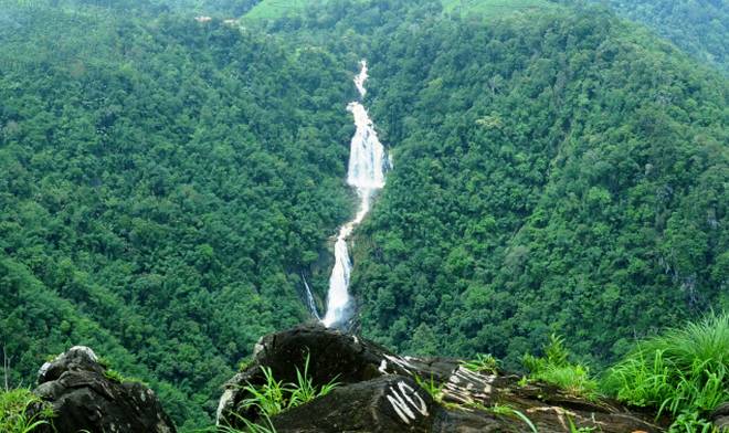 Meenmutty waterfalls
