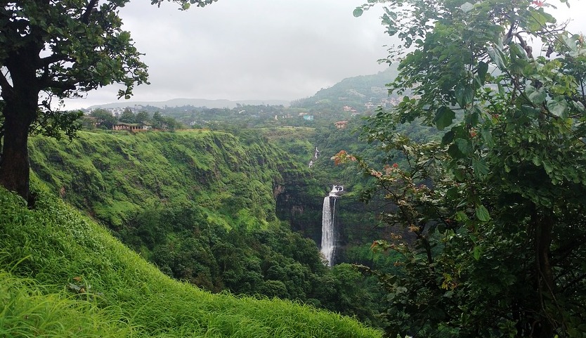 Kune Waterfalls near mumbai