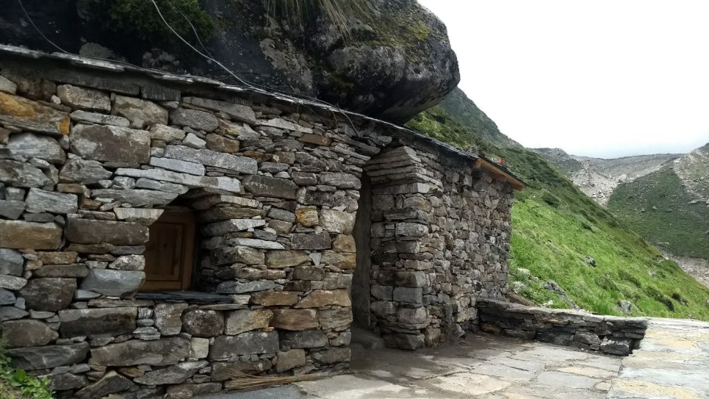 Modi Cave