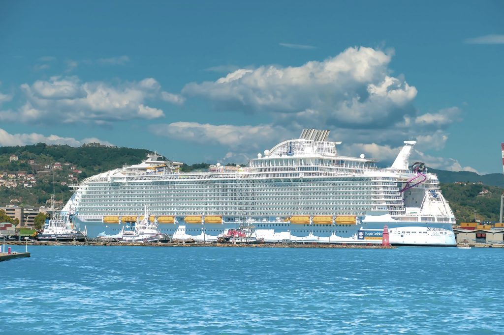Symphony of the Seas : Largest Cruise Ships