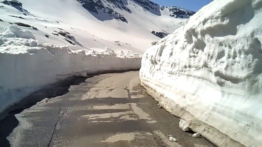 Rohtang Pass, Himachal Pradesh
