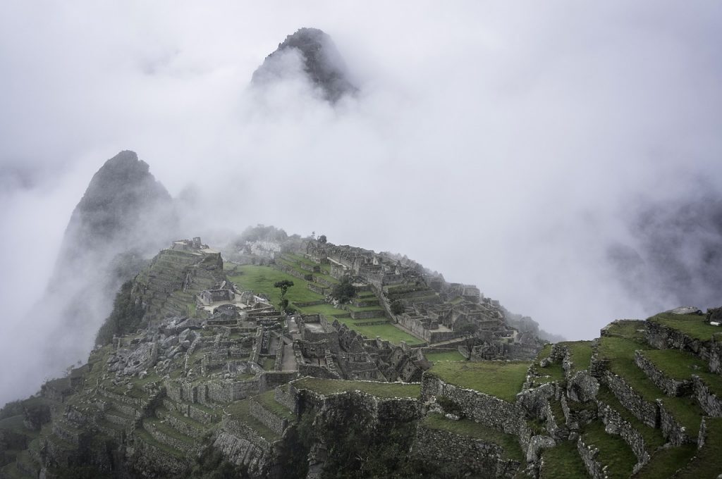 Machu Picchu Peru: Wonders of the Modern World