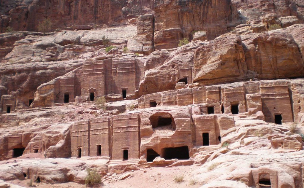 Petra, Jordan: Wonders of the Modern World
