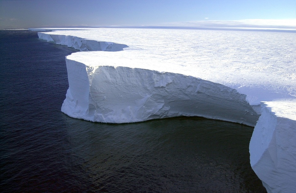 Antarctica the coldest country in the world