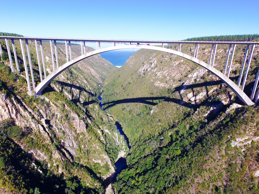 9 Highest Bungee Jumping Facilities In The World