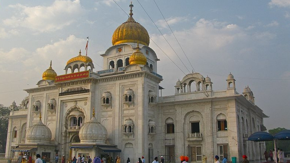 Gurudwara Bangla Sahib; Places to visit in Delhi