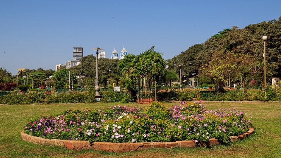 Hanging Gardens; Places to visit in Mumbai