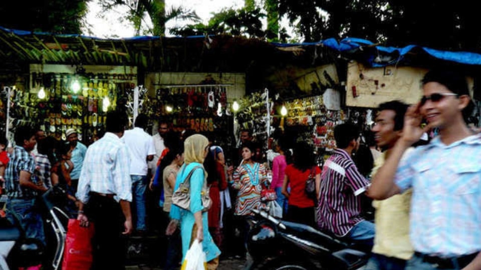 Hill Road and Linkin Road, Bandra; Places to visit in Mumbai