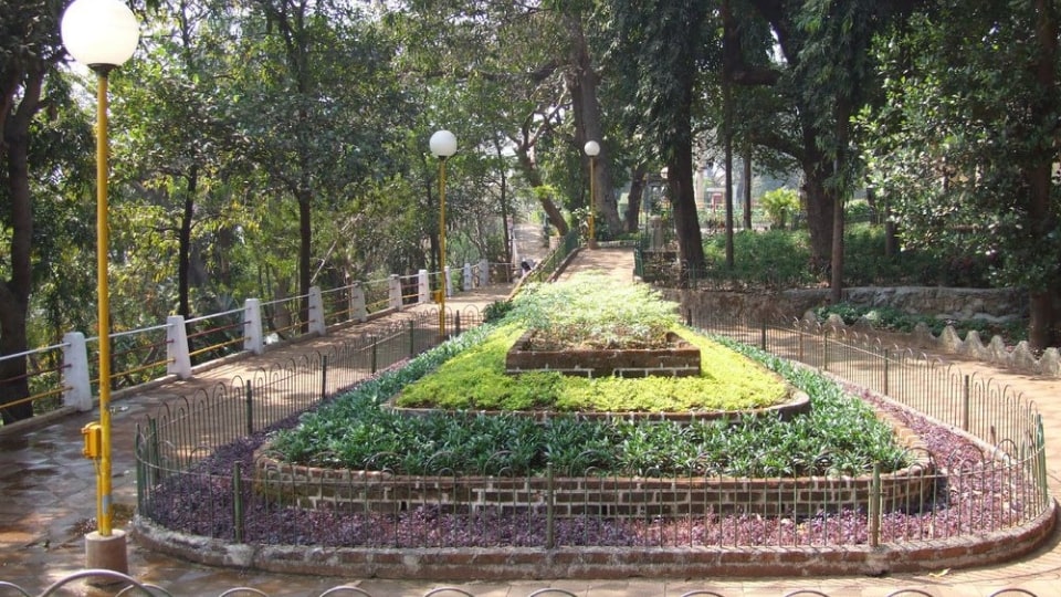 Kamla Nehru park; Places to visit in Mumbai