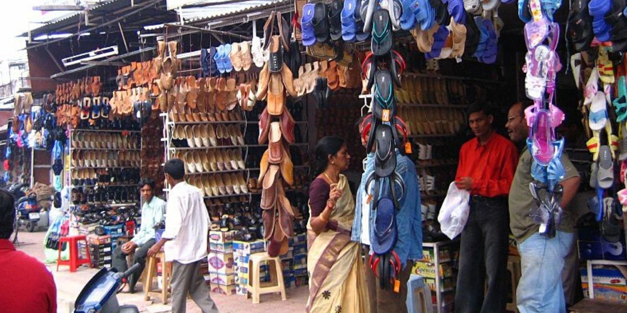 Madina Market; Places to visit in Hyderabad