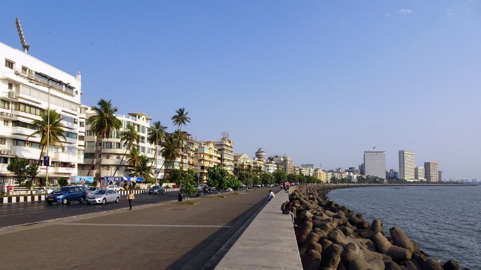 Marine drive; Places to visit in Mumbai