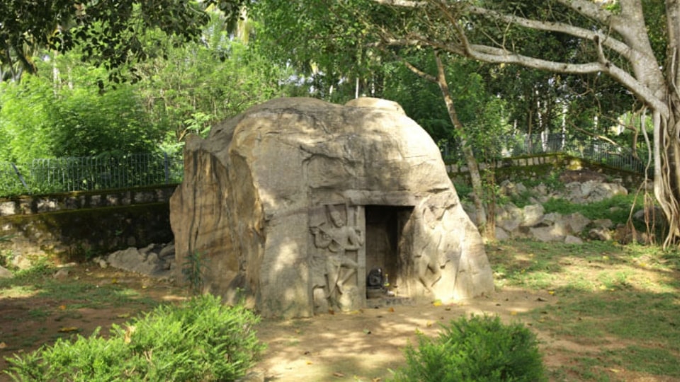 Vizhinjam Rock Cut Cave Temple; Places to visit in Kovalam
