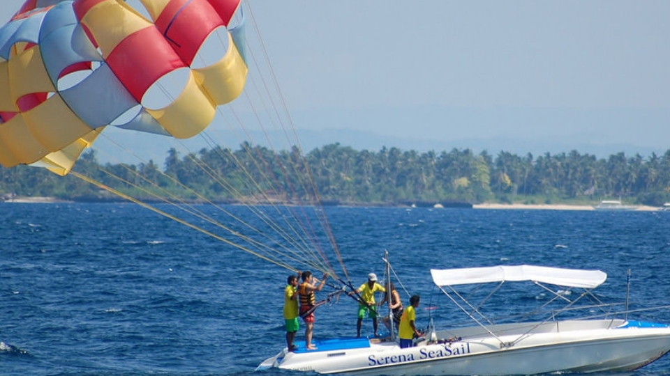 Water Sports in Andamans; Places to visit in Andaman & Nicobar